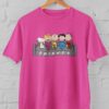 Kaos Unisex Snoopy & Geng Peanuts Duduk di Sofa ala FRIENDS | Desain Kartun Lucu Nostalgia | T-Shirt Couple Bestie Pop Culture | Kaos Persahabatan Snoopy Charlie Brown | Baju Gambar Unik Vintage Kekinian - Gambar 12